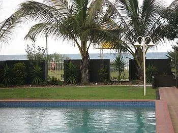 Bahia Beachfront Apartments Gold Coast 4*,
